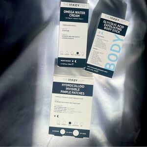 The inkey list bundle- exfoliator , water cream and hydrocolloid patches